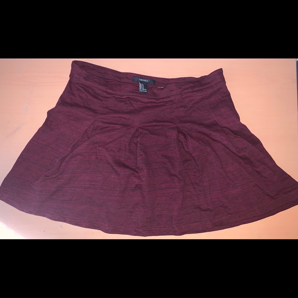 Forever 21 women’s skirt